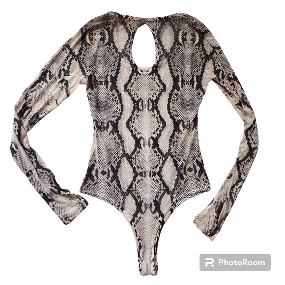 2000s Wet Seal Sheer Snake Skin Bodysuit sz L - Picture 2 of 6
